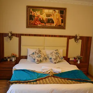 2* Hotel Peradise